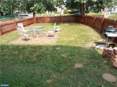 5239 Westpark Ln, Clifton Heights, PA 19018 - photo 3