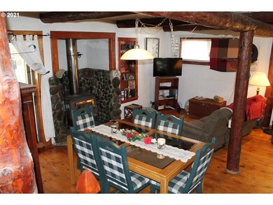 214 E Main St, Canyon City, OR 97820 - photo 7