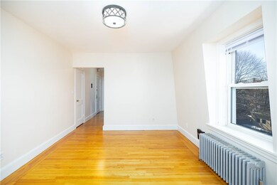 322 Broadway unit 6, Providence, RI 02909 - photo 2