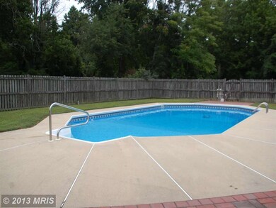 6355 Meadowland Dr, Dunkirk, MD 20754 - photo 3