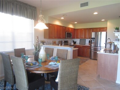 Large dining for 6 with a view of the golf course