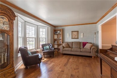 Handscraped engineered hardwood and bright bay win