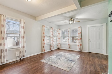 1162 Kern St, Waterloo, IA 50703 - photo 2