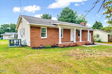 117 Mars Dr, Dunn, NC 28334 - photo 3