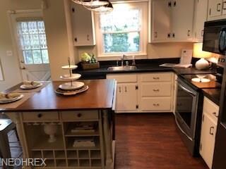 Enter a step saving kitchen with room to cook your