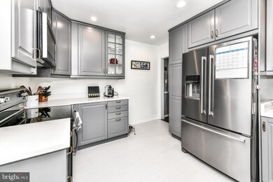 1021 Kennedy St, Falls Church, VA 22046 - photo 5