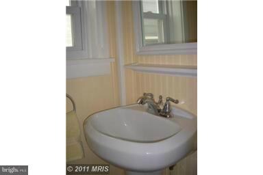 205 Knoxville Rd, Knoxville, MD 21758 - photo 6