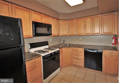 12 Fryer Ct, Hightstown, NJ 08520 - photo 7