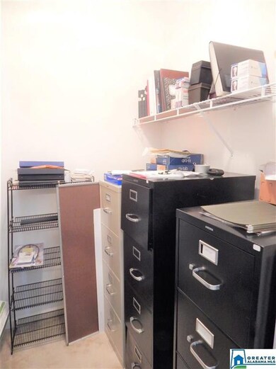 5795 Donna Cir, Birmingham, AL 35215 - photo 5