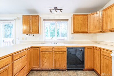 10338 Parkview Loop, Yelm, WA 98597 - photo 5