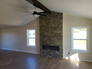 439 Gunderson Dr, Portage, WI 53901 - photo 6