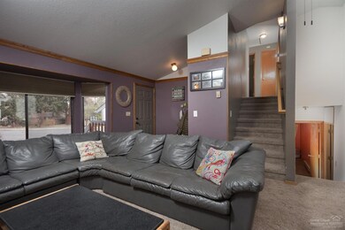 1614 NE Cackler Ln, Bend, OR 97701 - photo 2