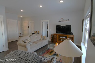 10293 W Glacier Peak Dr, Wasilla, AK 99654 - photo 4