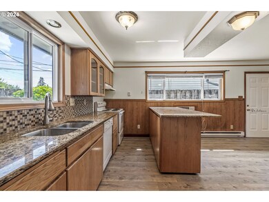 2842 Magnolia St, Longview, WA 98632 - photo 7