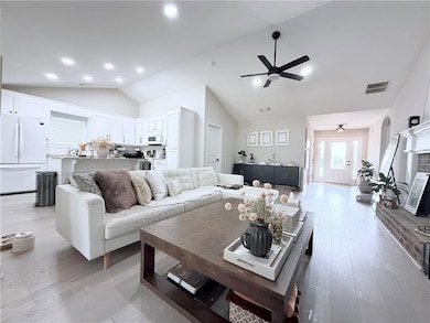 138 Livingston Ct, Winder, GA 30680 - photo 5