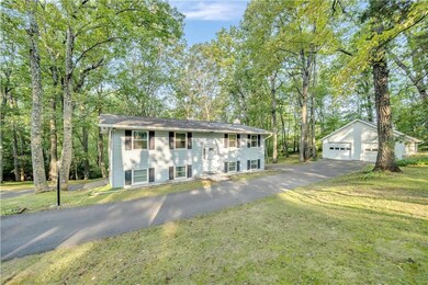 2578 Woods Edge Rd, Bath, PA 18014 - photo 2