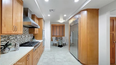 411 N Oakhurst Dr unit 102, Beverly Hills, CA 90210 - photo 6