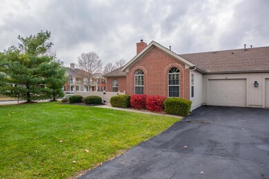 121 Villa Creek Dr unit 10121, Reynoldsburg, OH 43068 - photo 2