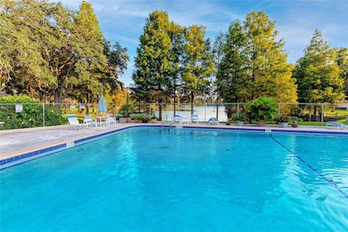 2561 Royal Pines Cir unit 14H, Clearwater, FL 33763 - photo 3