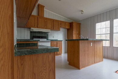 6136 Lawrence 1207 Ash Grove