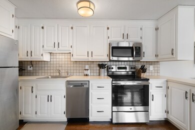 224 School St unit 5, Walpole, MA 02081 - photo 6