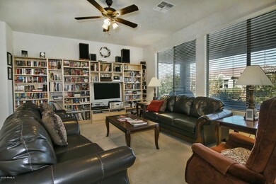 7164 W Merriweather Way-large-006-22-Liv