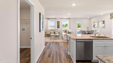 _0026_26-web-or-mls-6869 Haskins Dr -26