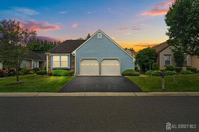 4 Molly Pitcher Ct, Monroe Township, NJ 08831 - photo 2