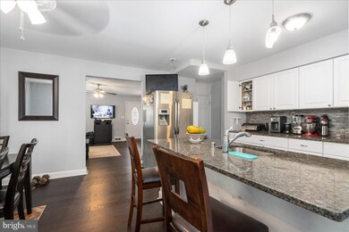 1426 Stonewood Rd, Baltimore, MD 21239 - photo 5