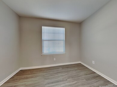 2918 Gastonian Mill, Converse, TX 78109 - photo 4