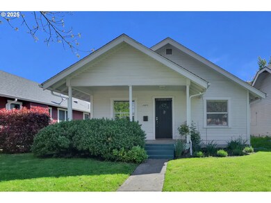 1585 Charnelton St, Eugene, OR 97401 - photo 4