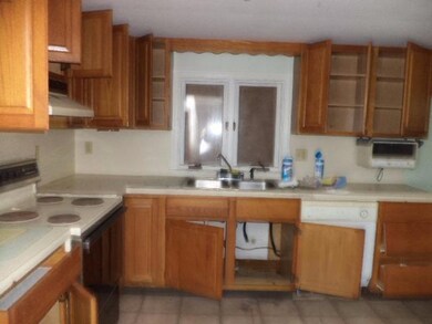 140 Mayflower Terrace, South Yarmouth, MA 02664 - photo 7