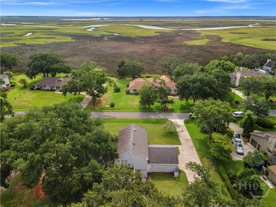 138 Thornhill Dr, Brunswick, GA 31525 - photo 3