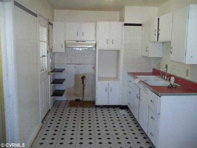 9803 Thacker Ln, Henrico, VA 23228 - photo 4