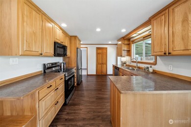 1446 Garfield St, Enumclaw, WA 98022 - photo 7