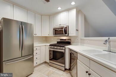 2310 14th St N unit 407, Arlington, VA 22201 - photo 5
