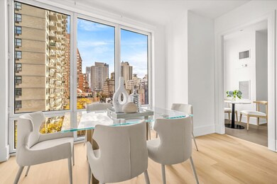 Casa 74 unit 6C, New York, NY 10021 - photo 2