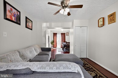 19143 Broadwater Way, Gaithersburg, MD 20879 - photo 4