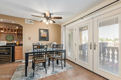 DINING SPACE