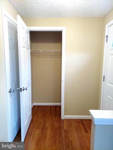 12511 Spring Harbor Place, Germantown, MD 20874 - photo 4