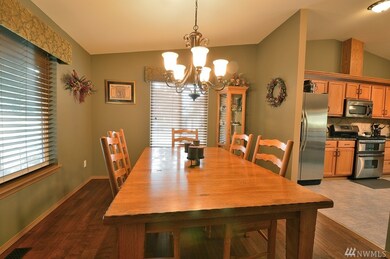 730 Brockway Rd, Chehalis, WA 98532 - photo 2