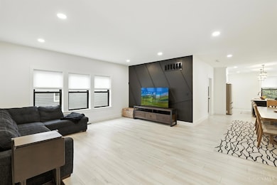 8303 Tidewater Ct, Cincinnati, OH 45255 - photo 5