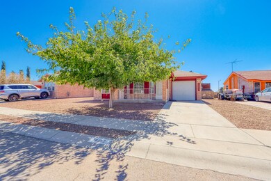 14252 Bryce Dr, Horizon City, TX 79928 - photo 3