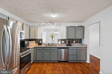 408 Rover Ct, Stafford, VA 22554 - photo 5