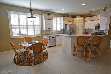 Kitchen & Dinette