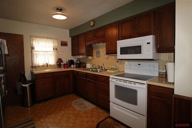 1026 N Jefferson St, New Ulm, MN 56073 - photo 5