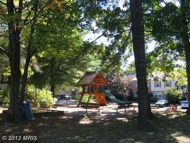 5891 Morningbird Ln, Columbia, MD 21045 - photo 4