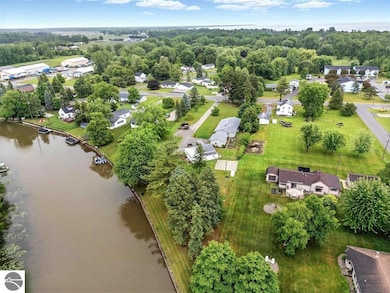 534 S Main St, Au Gres, MI 48703 - photo 5