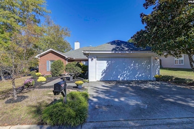 201 Twin Oaks Ln, Columbia, SC 29209 - photo 3