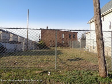 17 Sylvan Place, Staten Island, NY 10303 - photo 4